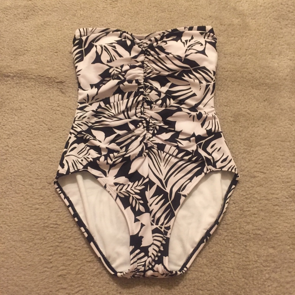 NWOT Adorable One Piece
